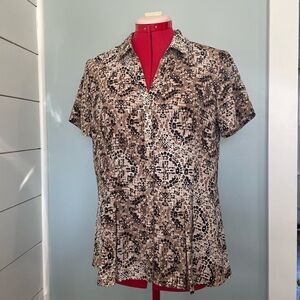 Daña Buchman  Collared V-Neck plaid Blouse Sz M